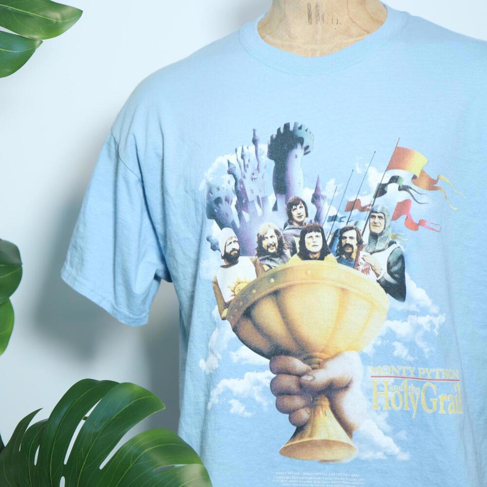 American Vintage Men's Blue and White Tshirt